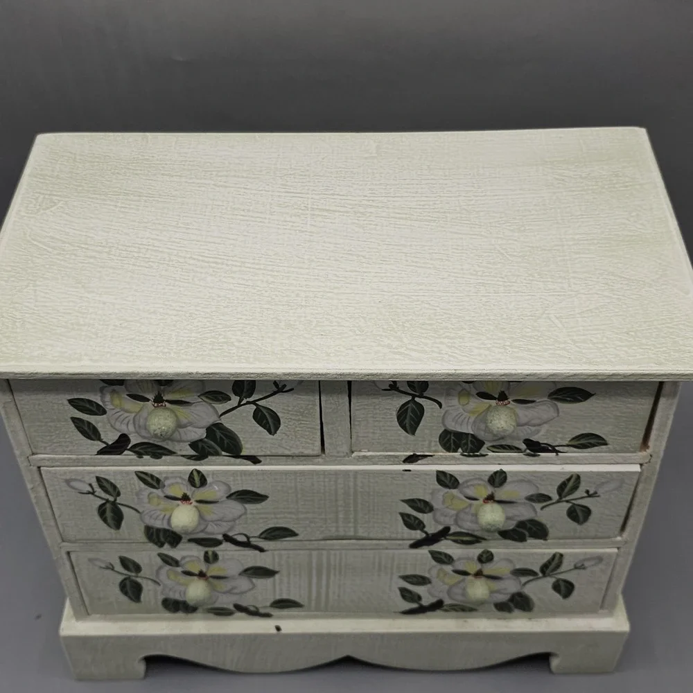 Vintage 90s Floral Wooden Jewelry Box Cottagecore Grannycore Magnolia Flowers